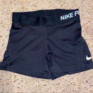 Black Nike Pros